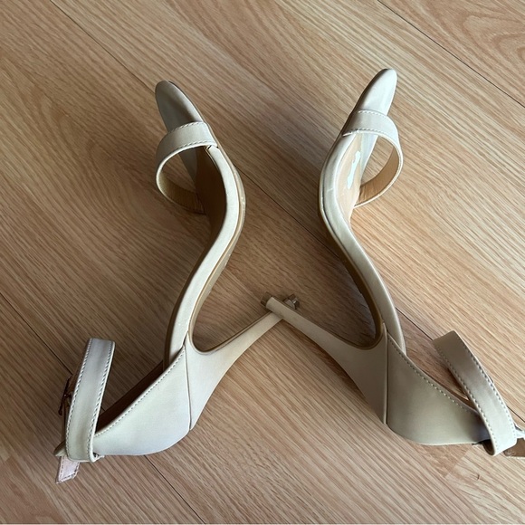 Anne Michelle Nude Strap Stiletto Heels Women’s 7/37 - Picture 7 of 12